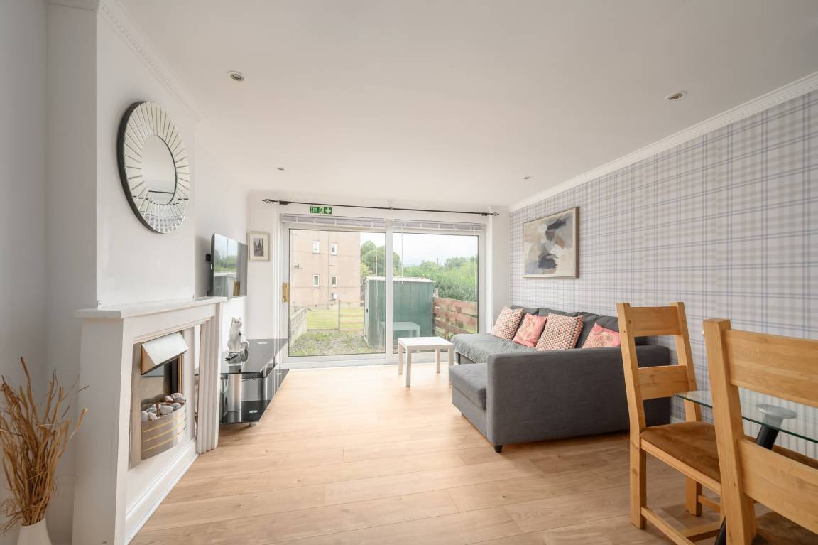 65 M² House ∙ 2 Bedrooms ∙ 6 Guests - Edinburgh