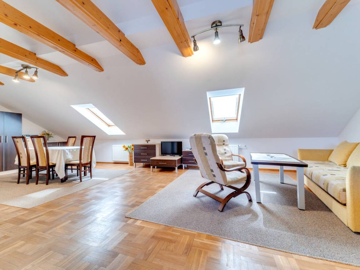 115 M² Apartamento ∙ 2 Habitaciones ∙ 6 Huéspedes - Cracovia