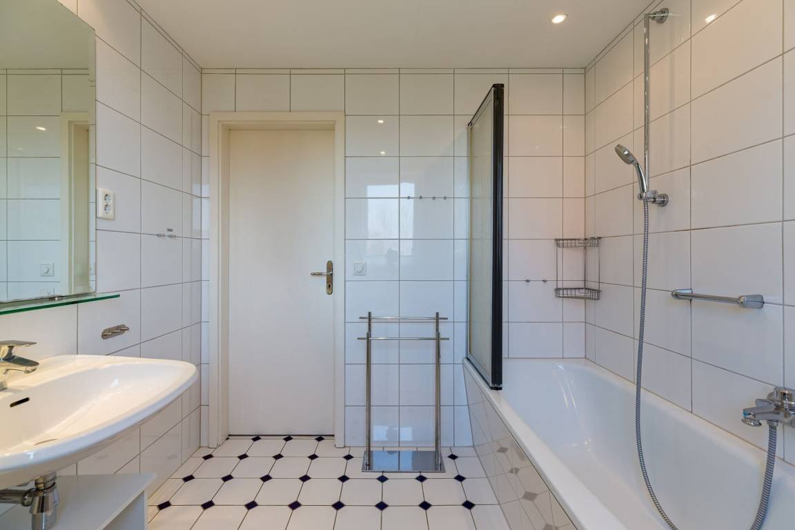 80 m² Ferienwohnung ∙ 2 Schlafzimmer ∙ 4 Gäste – Bild 15