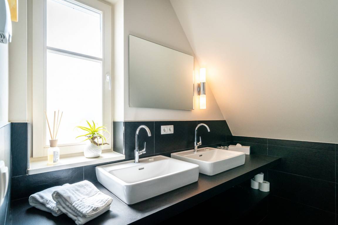 75 m² Ferienwohnung ∙ 2 Schlafzimmer ∙ 4 Gäste – Bild 6