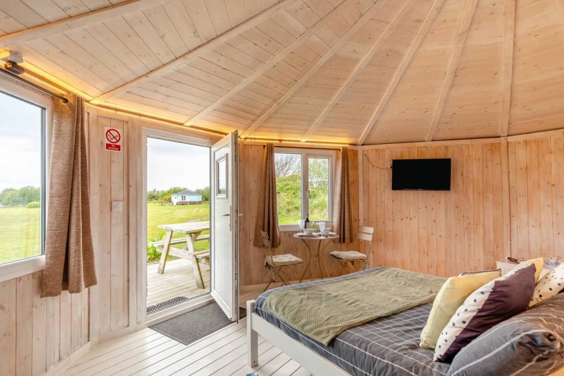 Camping ∙ 1 Bedroom ∙ 2 Guests - Clovelly