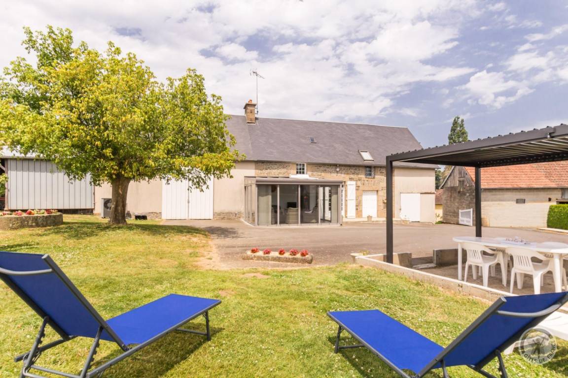 102 M² Gîte ∙ 3 Chambres ∙ 6 Personnes - Manche
