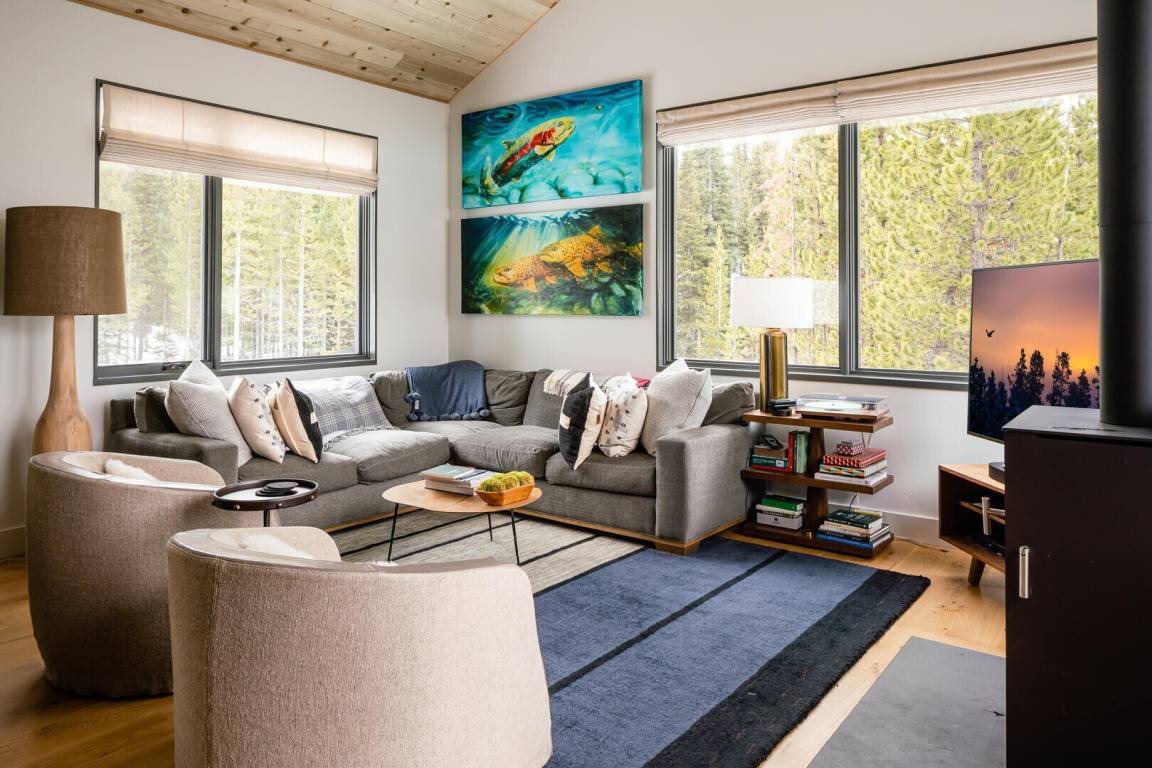 70 M² House ∙ 3 Bedrooms ∙ 8 Guests - Big Sky, MT