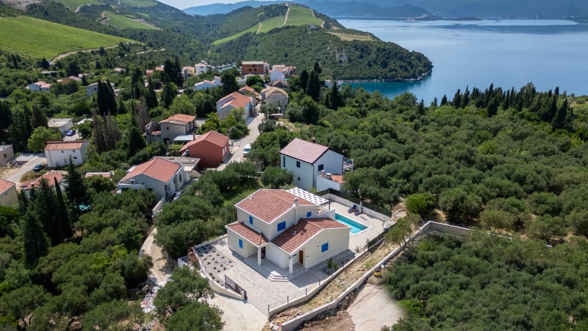 170 M² Villa Vacanza ∙ 3 Camere Da Letto ∙ 6 Ospiti - Neum