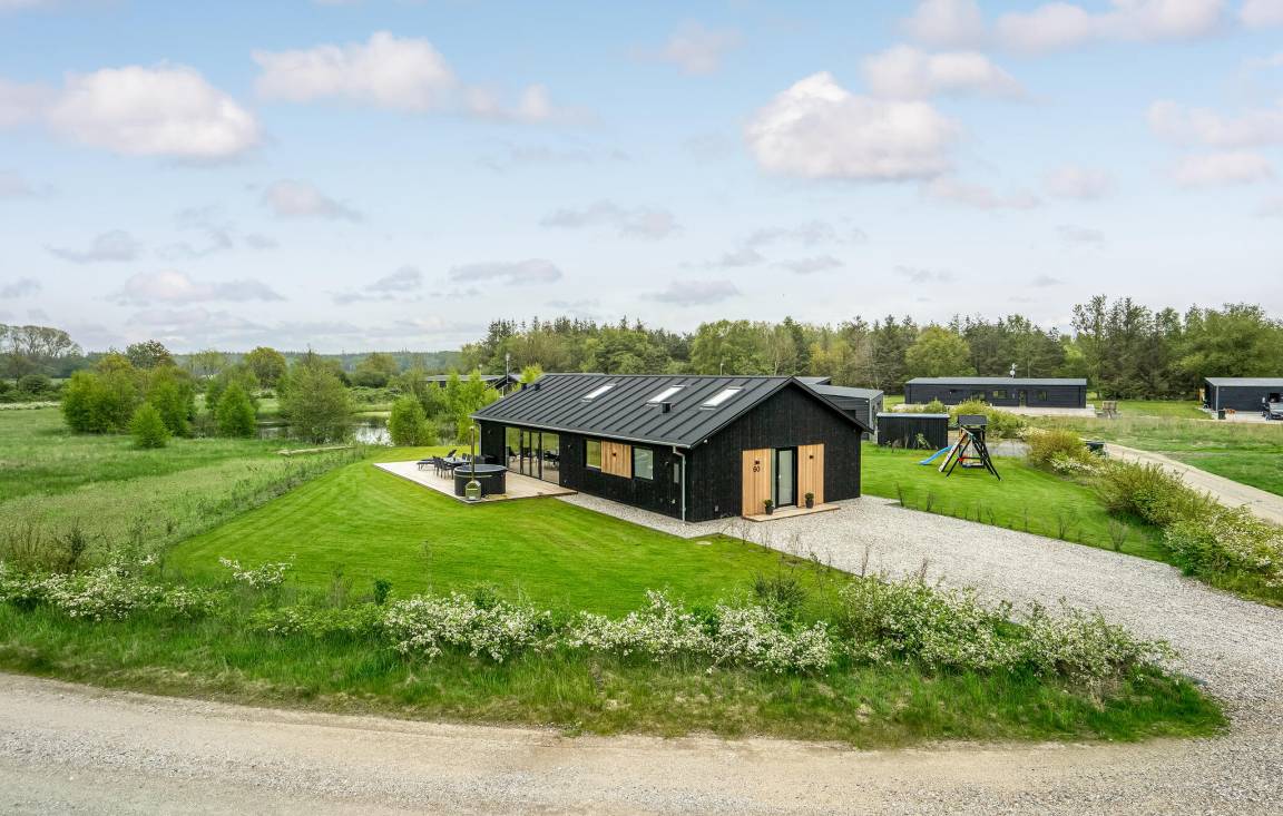 160 M² Ferienhaus ∙ 3 Schlafzimmer ∙ 10 Gäste - Båstad