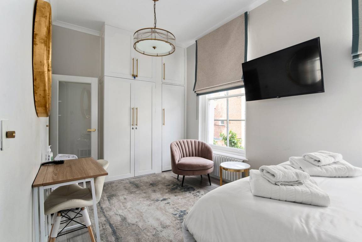 Apartment ∙ 2 Guests - London