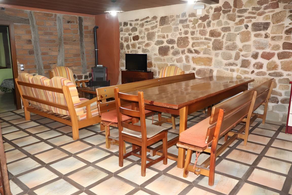 200 M² Casa ∙ 6 Habitaciones ∙ 13 Huéspedes - Salas de los Infantes