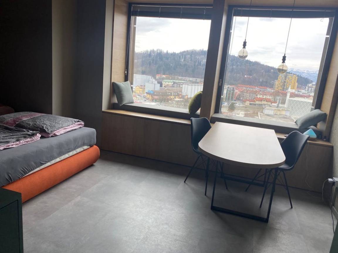 25 M² Apartamento ∙ 2 Huéspedes - Liubliana