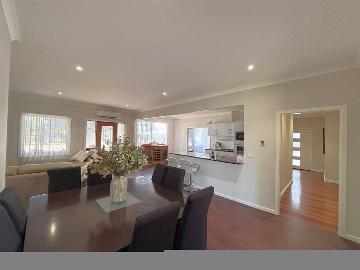 959 M² Apartment ∙ 4 Bedrooms ∙ 8 Guests - Esperance