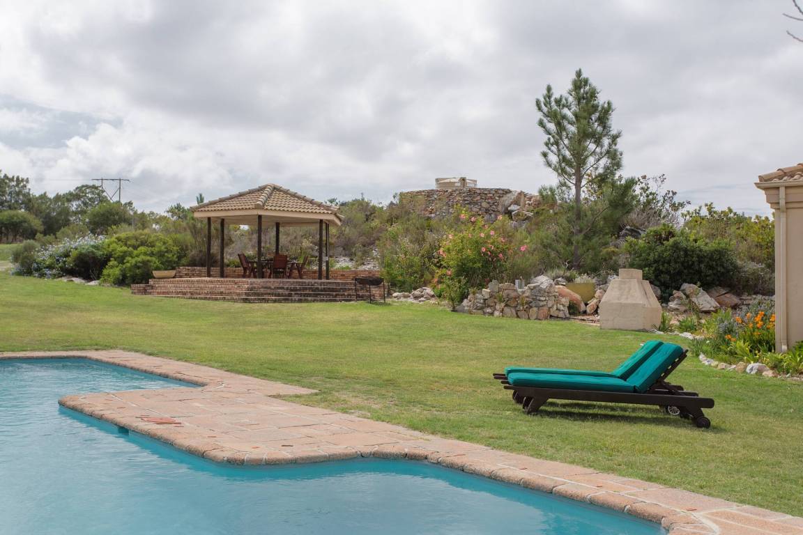 200 M² Villa ∙ 3 Bedrooms ∙ 6 Guests - Bot River