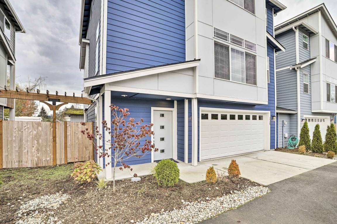 204 M² House ∙ 4 Bedrooms ∙ 9 Guests - Monroe, WA