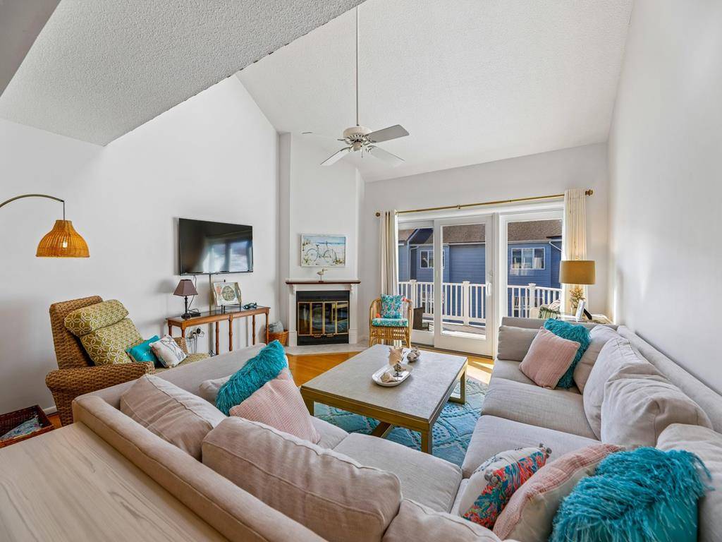 House ∙ 4 Bedrooms ∙ 10 Guests - Bethany Beach, DE