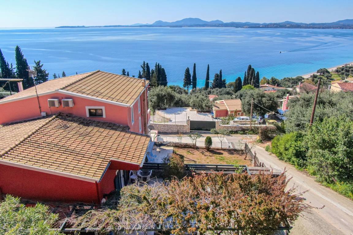 50 M² Huis ∙ 2 Slaapkamers ∙ 4 Gasten - Kassiopi