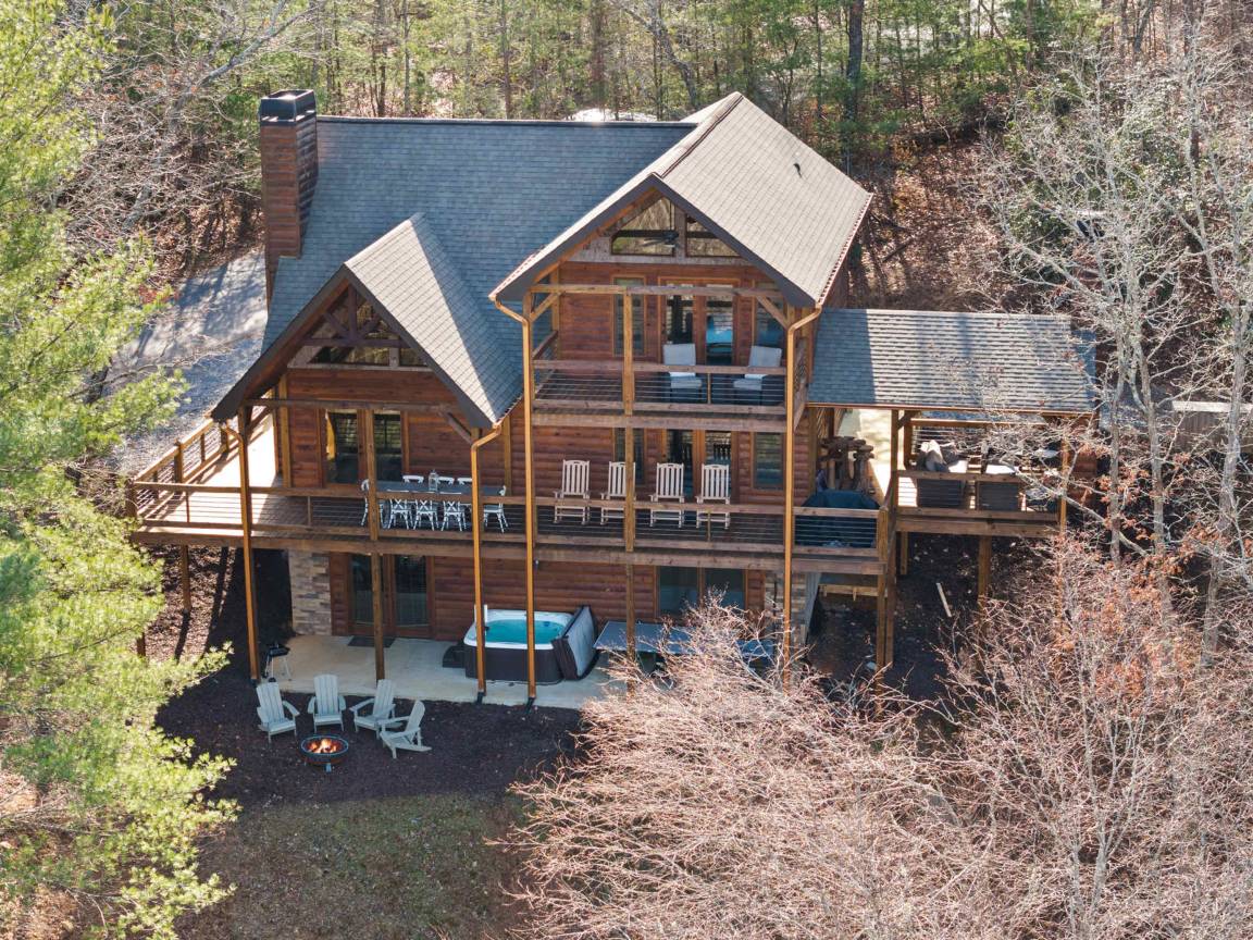 Apartment ∙ 3 Bedrooms ∙ 10 Guests - Blue Ridge, GA