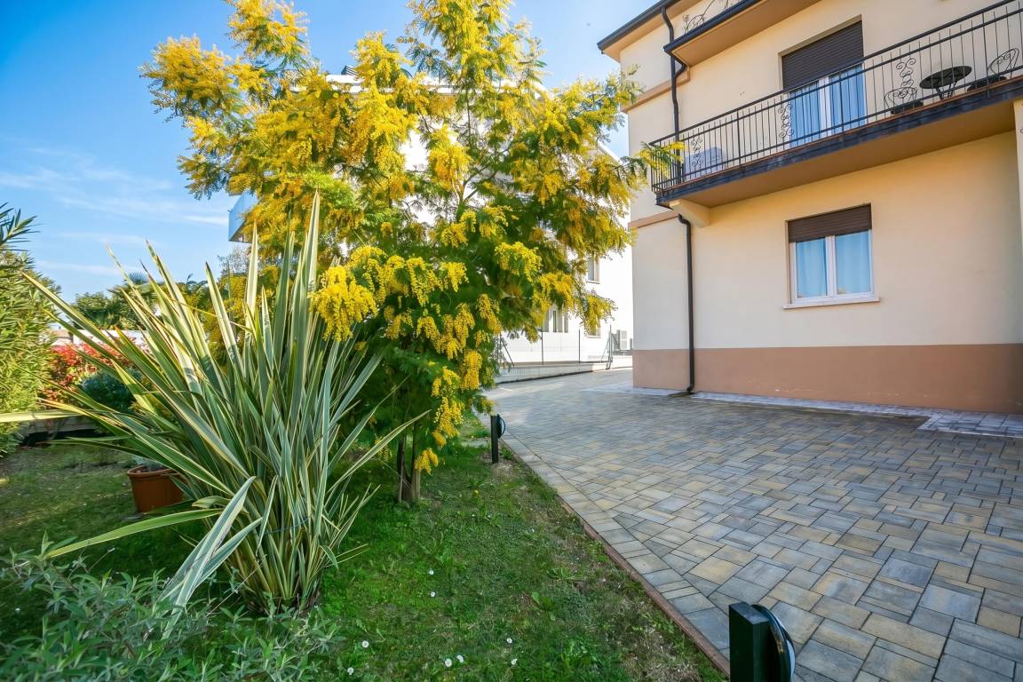 80 M² Appartement ∙ 2 Chambres ∙ 5 Personnes - Desenzano del Garda