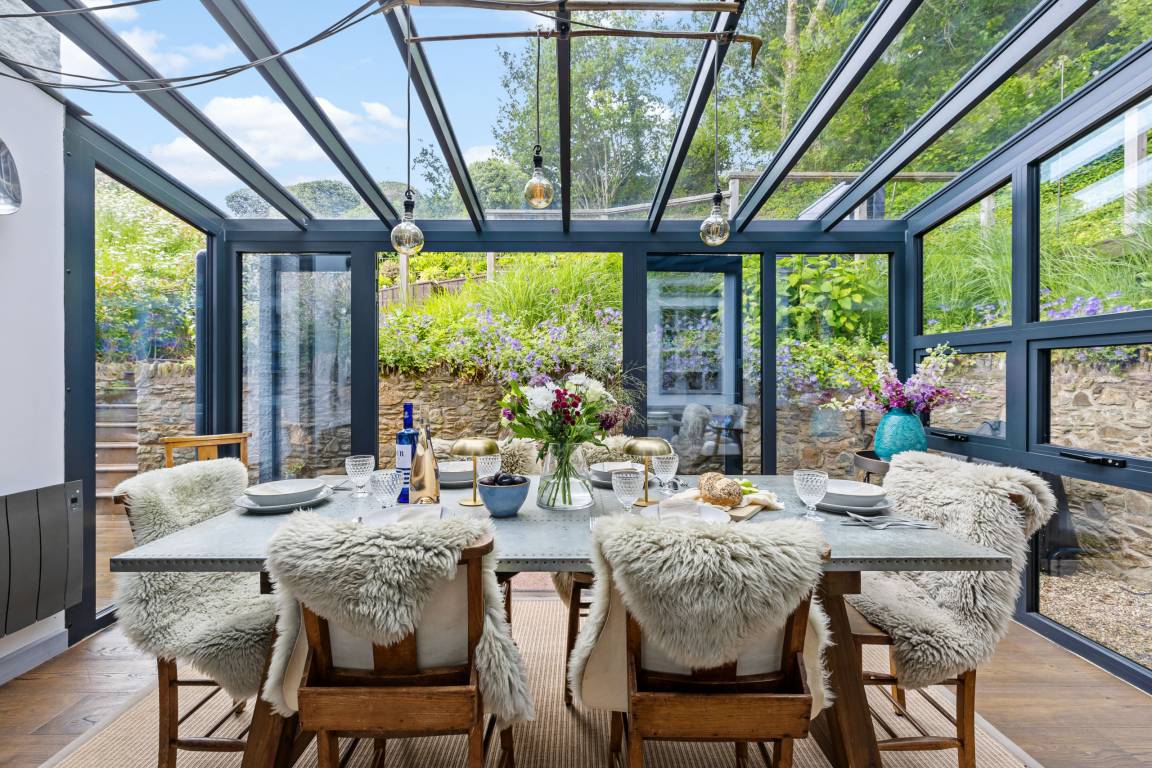 117 M² Cottage ∙ 4 Bedrooms ∙ 8 Guests - Dartmouth