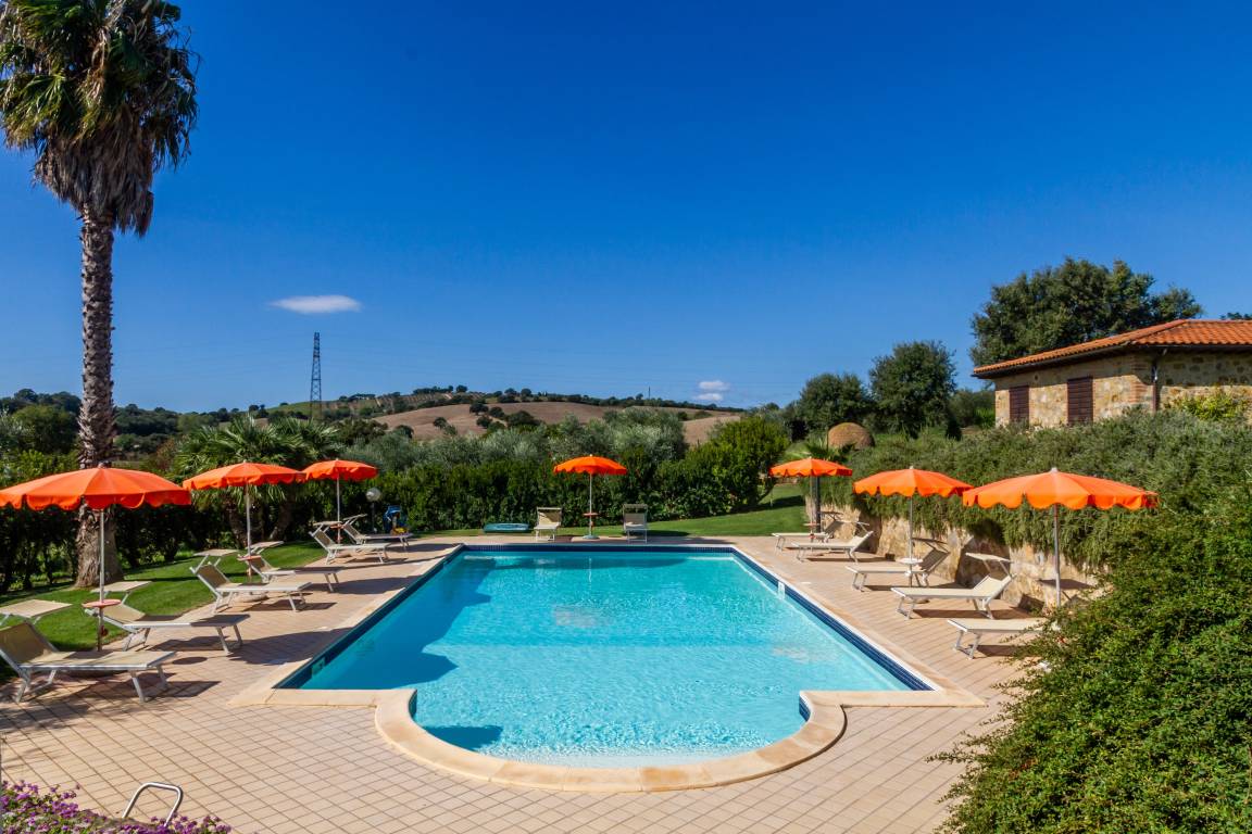 70 M² Ferienwohnung ∙ 2 Schlafzimmer ∙ 5 Gäste - Grosseto