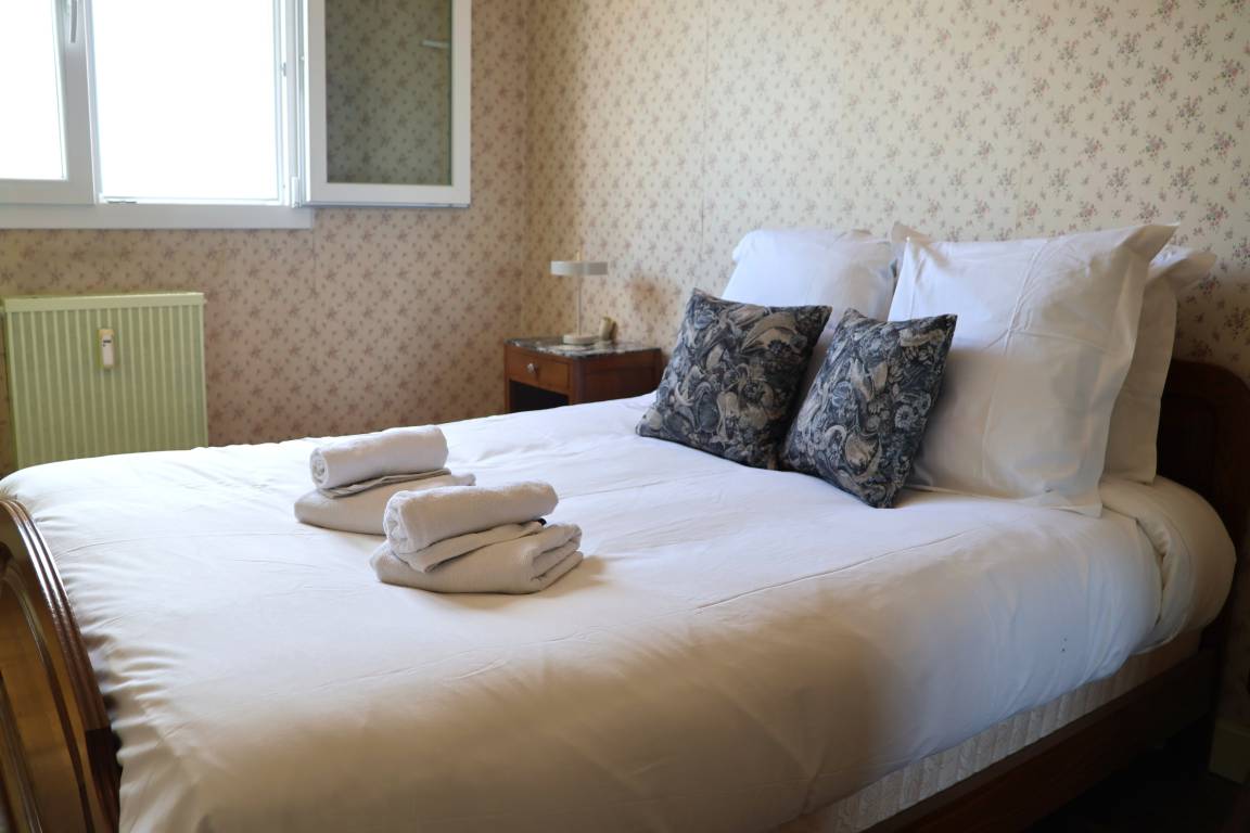 80 M² Apartment ∙ 2 Bedrooms ∙ 4 Guests - Nevers