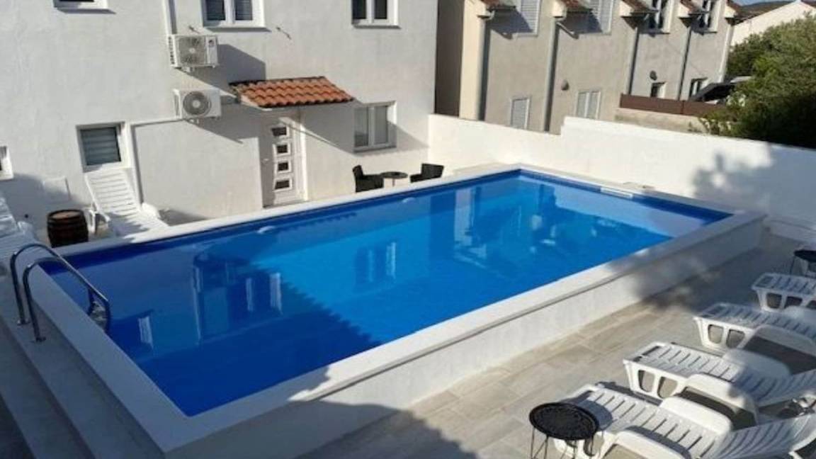 70 M² Apartamento ∙ 2 Habitaciones ∙ 4 Huéspedes - Sutivan