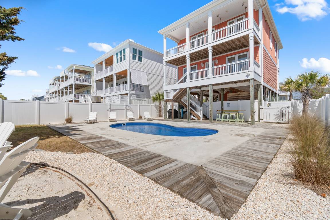 156 M² House ∙ 4 Bedrooms ∙ 8 Guests - Holden Beach, NC