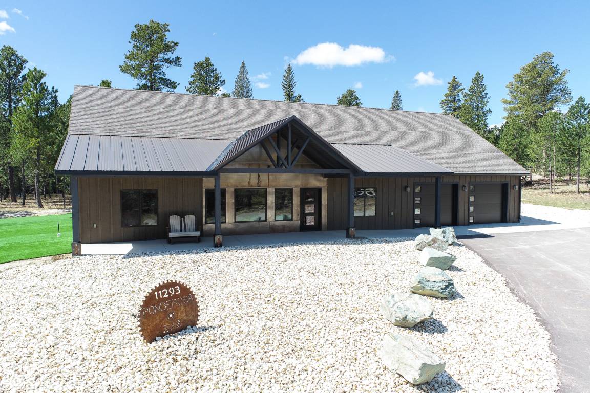 243 M² Cabin ∙ 3 Bedrooms ∙ 14 Guests - Deadwood, SD