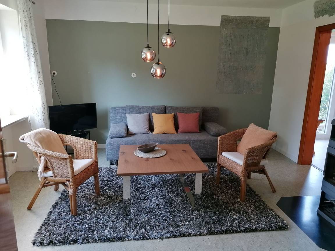 99 M² Ferienhaus ∙ 3 Schlafzimmer ∙ 6 Gäste - Andernach