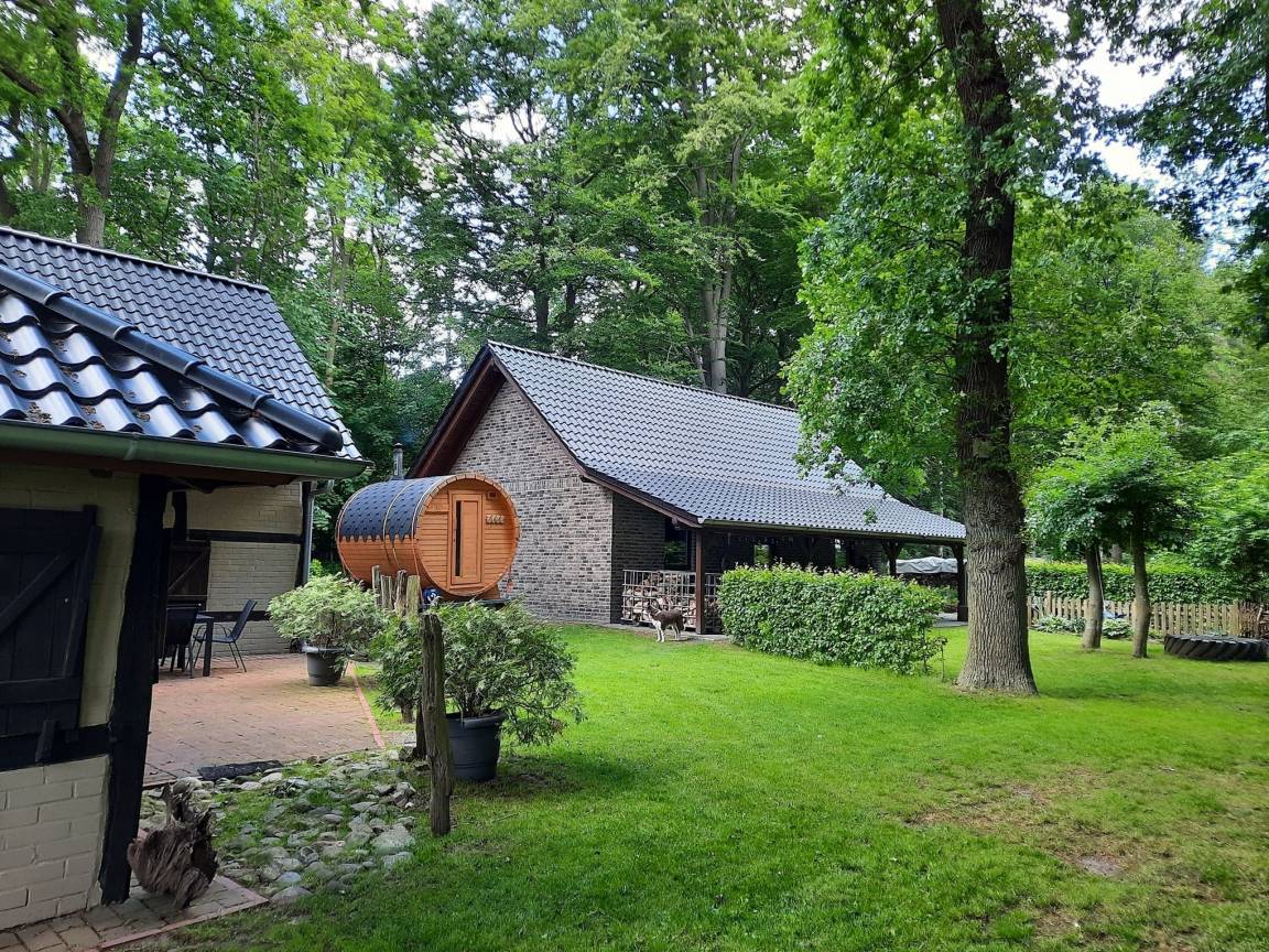 160 m² Ferienhaus ∙ 8 Schlafzimmer ∙ 12 Gäste – Bild 4