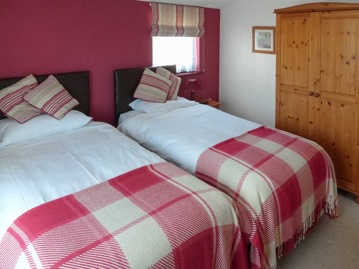 Cottage ∙ 5 Bedrooms ∙ 10 Guests - Rhossili