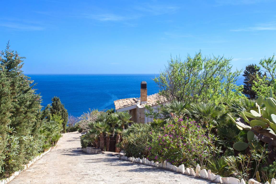 Ferienhaus ∙ 4 Schlafzimmer ∙ 7 Gäste - San Vito Lo Capo