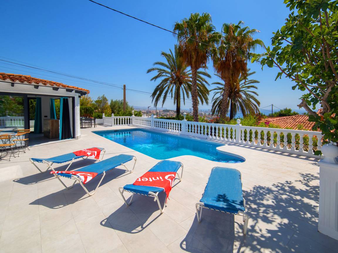 164 M² Maison De Vacances ∙ 4 Chambres ∙ 8 Personnes - Altea