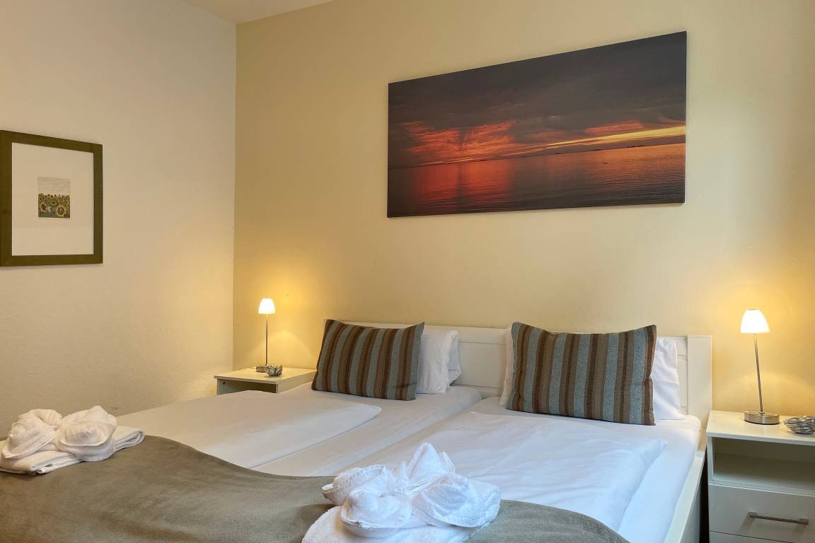 46 m² Ferienwohnung ∙ 1 Schlafzimmer ∙ 4 Gäste – Bild 9