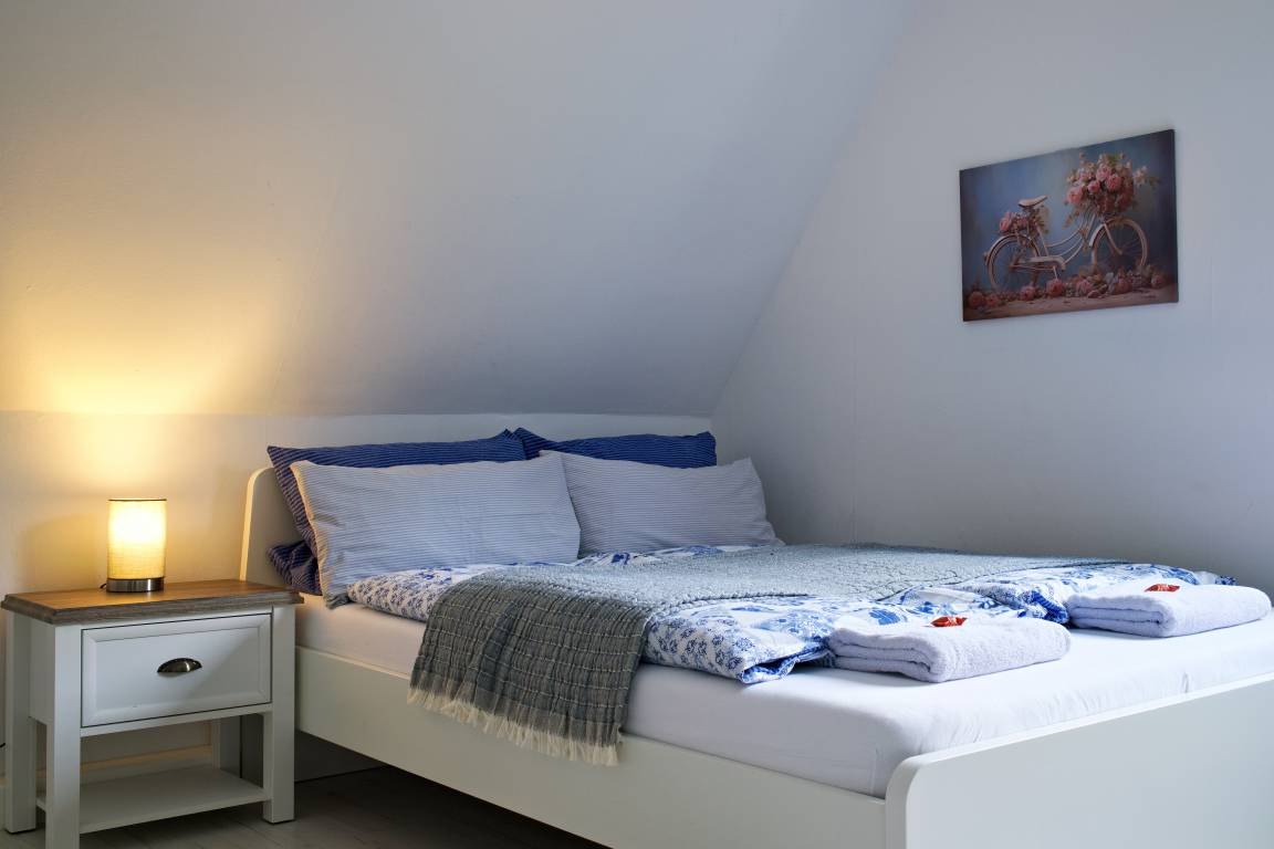44 M² Ferienwohnung ∙ 2 Schlafzimmer ∙ 4 Gäste - Meschede