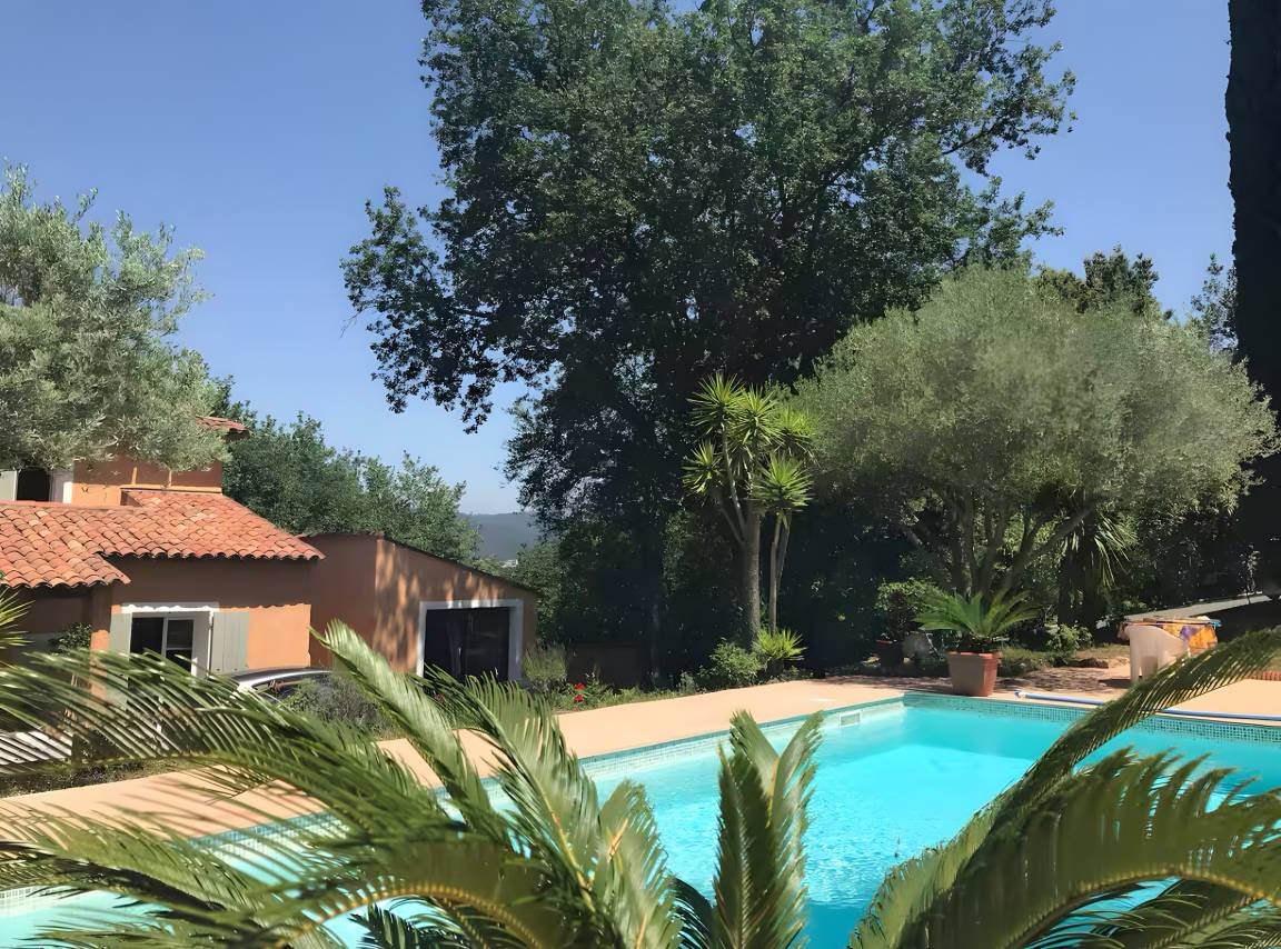 20 M² Studio Flat ∙ 2 Guests - Fréjus