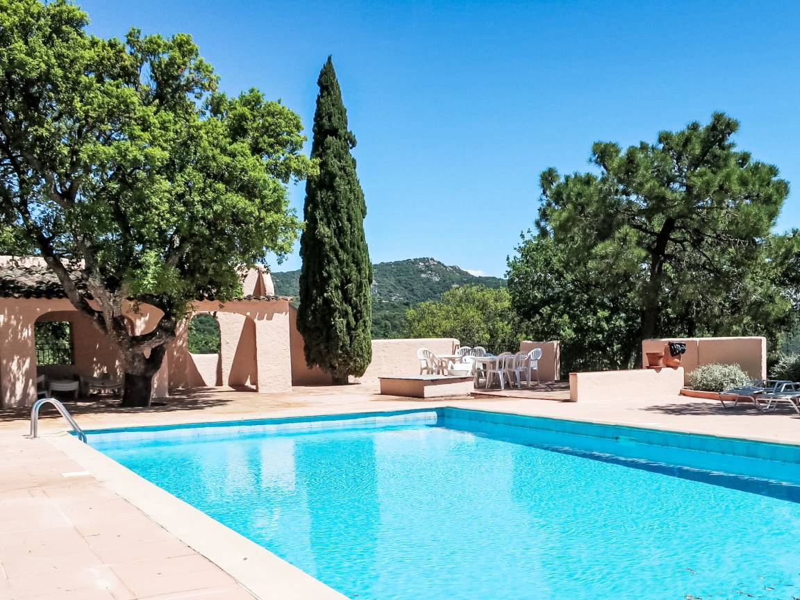 50 M² Apartment ∙ 2 Bedrooms ∙ 4 Guests - Grimaud