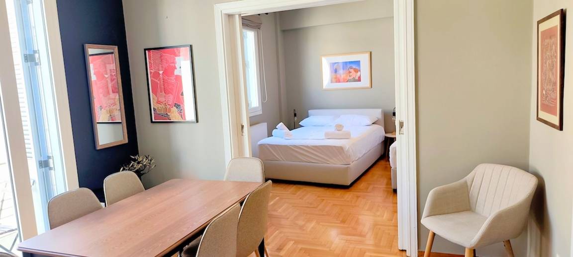 72 M² Ferienwohnung ∙ 2 Schlafzimmer ∙ 9 Gäste - Athen