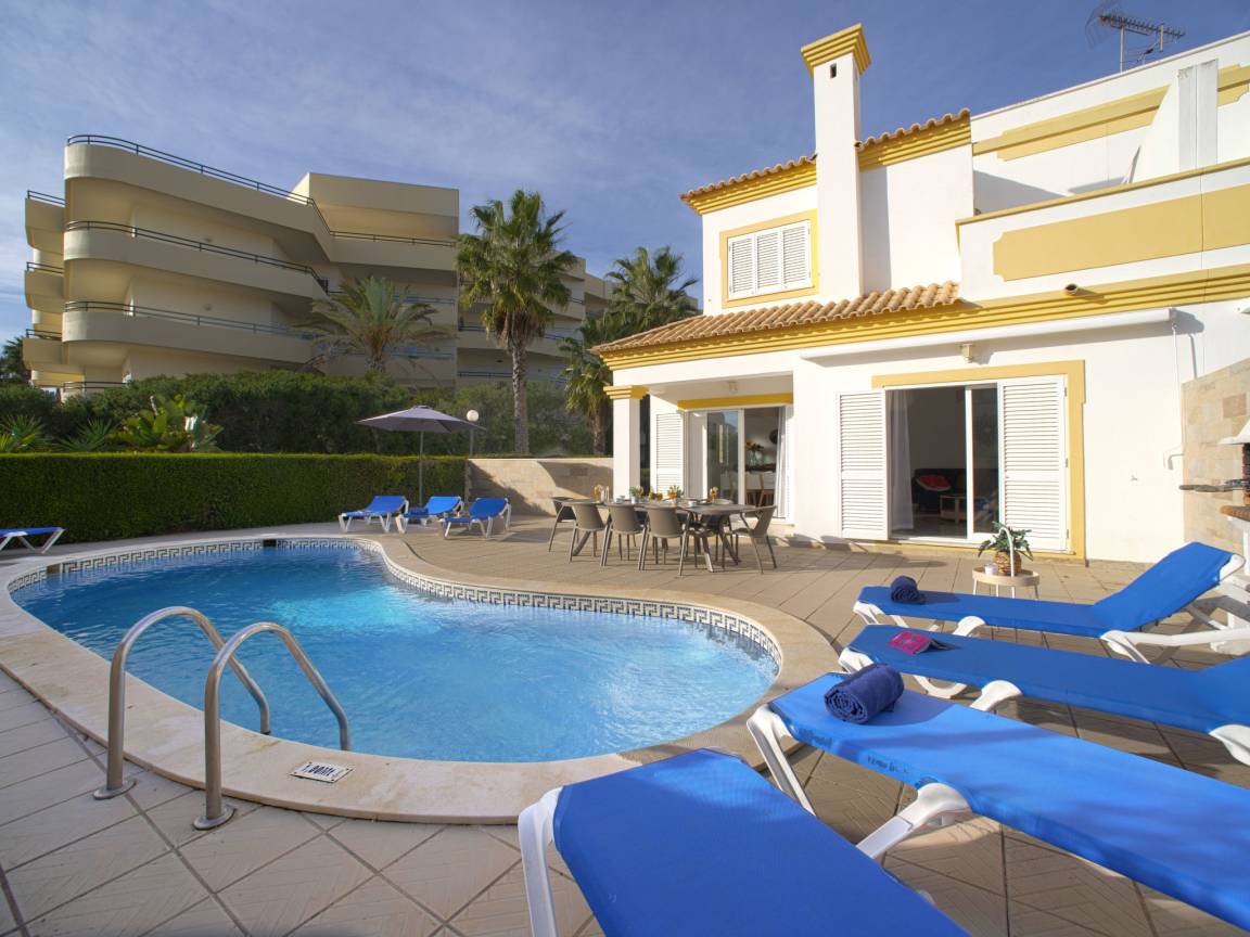 198 M² Maison De Vacances ∙ 4 Chambres ∙ 9 Personnes - Guia