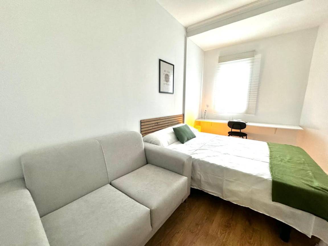 100 M² Habitación Privada ∙ 1 Habitación ∙ 1 Huésped - Majadahonda