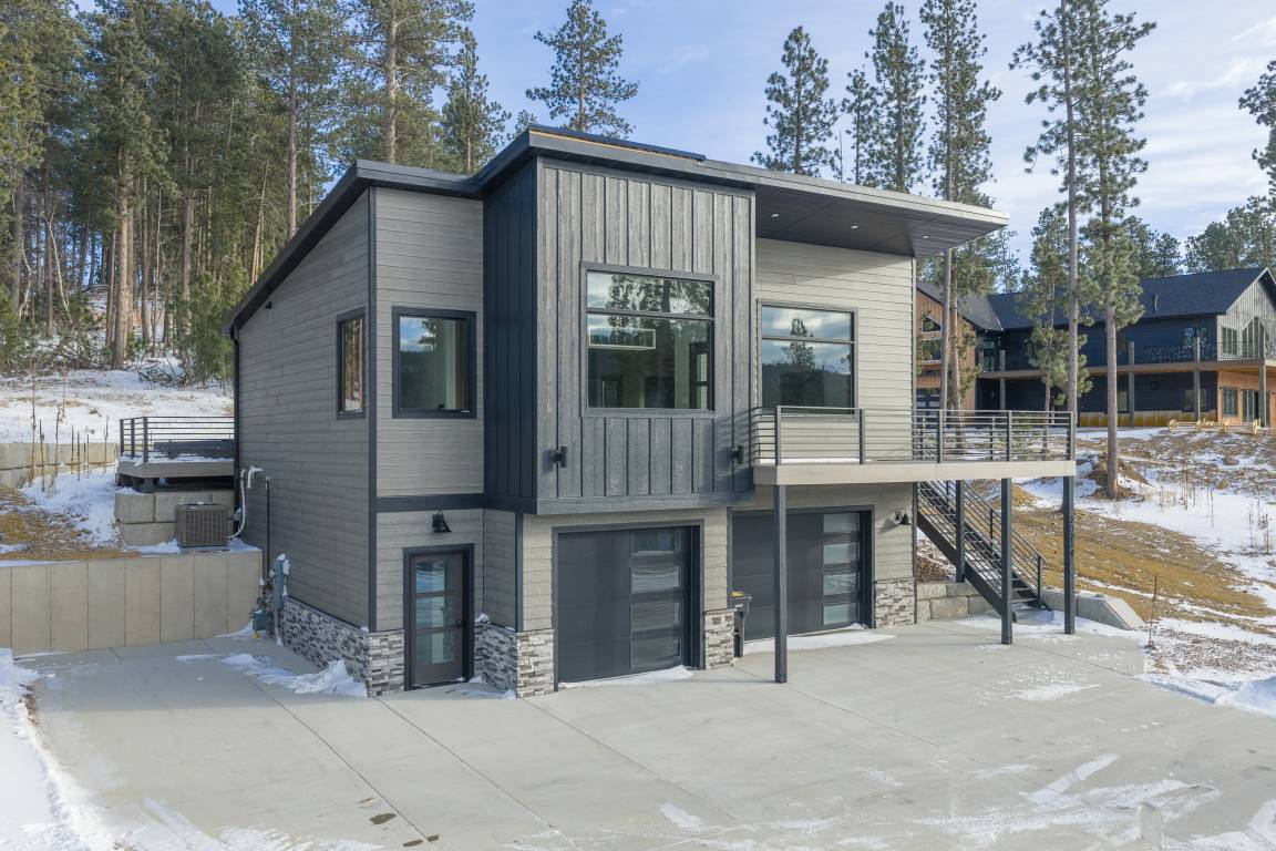 269 M² Cabin ∙ 4 Bedrooms ∙ 10 Guests - Lead, SD