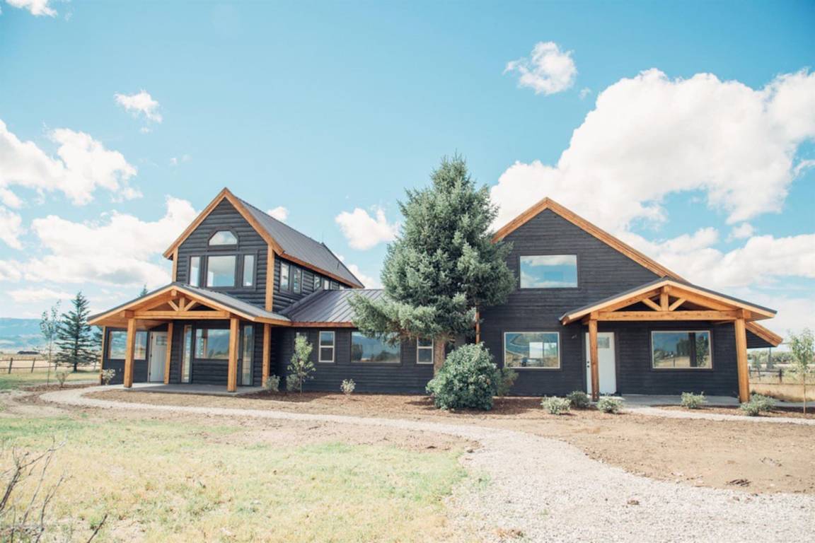 392 M² House ∙ 8 Bedrooms ∙ 32 Guests - Idaho