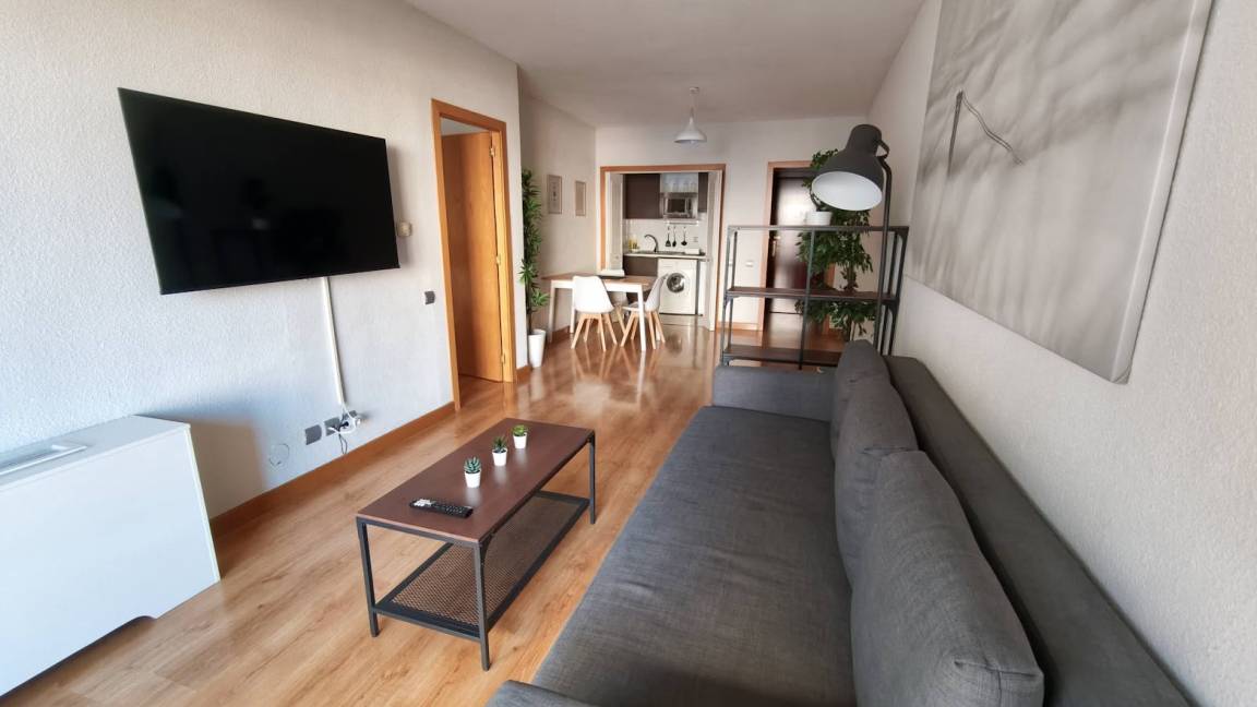 60 M² Apartamento ∙ 1 Habitación ∙ 2 Huéspedes - San Sebastián de los Reyes