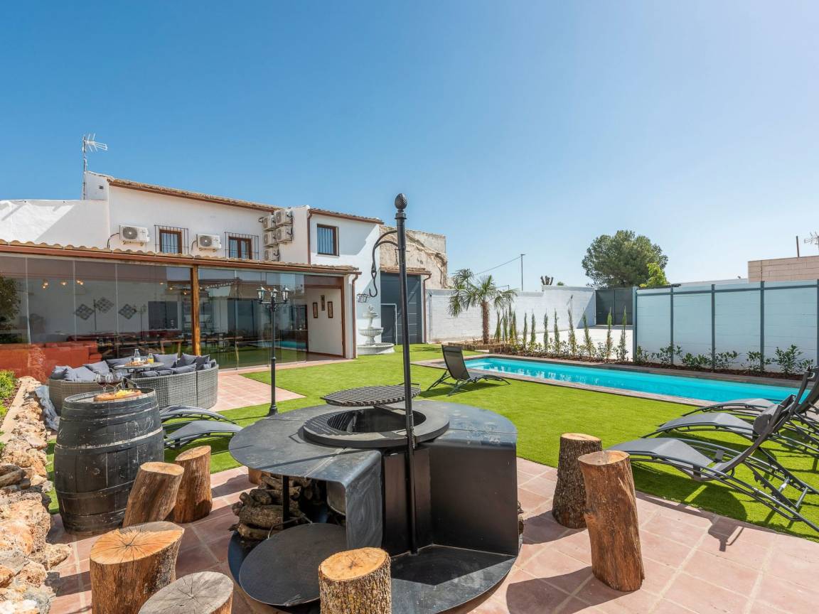 200 M² Huis ∙ 5 Slaapkamers ∙ 12 Gasten - Alameda
