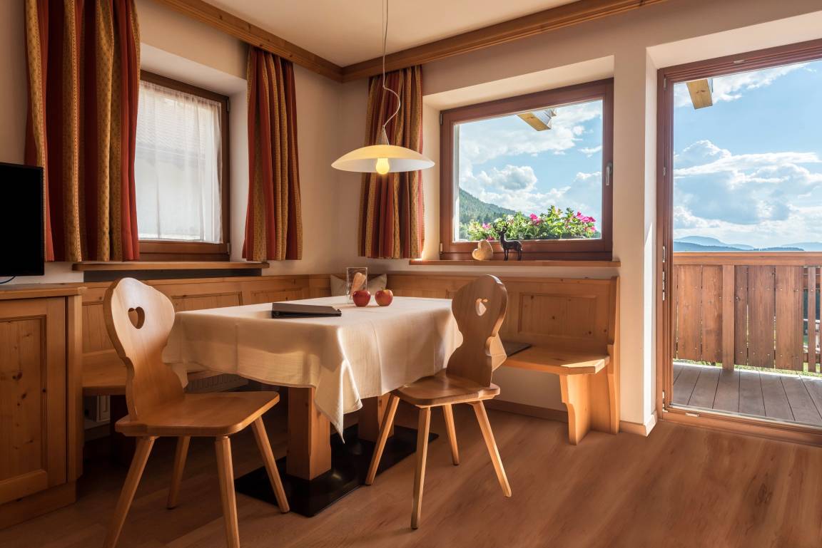 48 M² Appartement ∙ 1 Slaapkamer ∙ 4 Gasten - Kastelruth