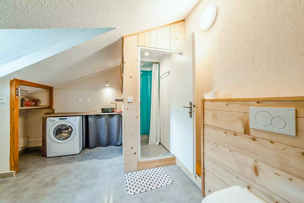 400 m² Ferienhaus ∙ 8 Schlafzimmer ∙ 15 Gäste – Bild 22