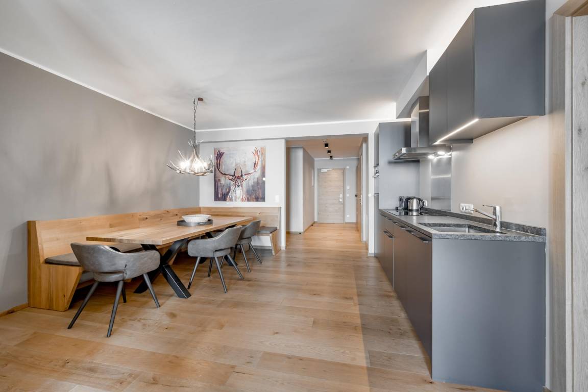 65 M² Aparthotel ∙ 1 Habitación ∙ 4 Huéspedes - Lech