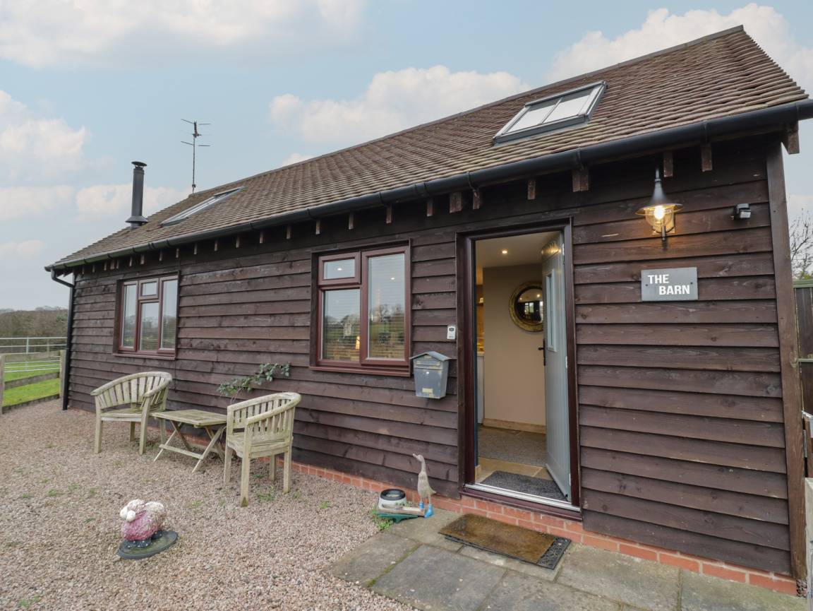 Cottage ∙ 1 Bedroom ∙ 2 Guests - Bromsgrove