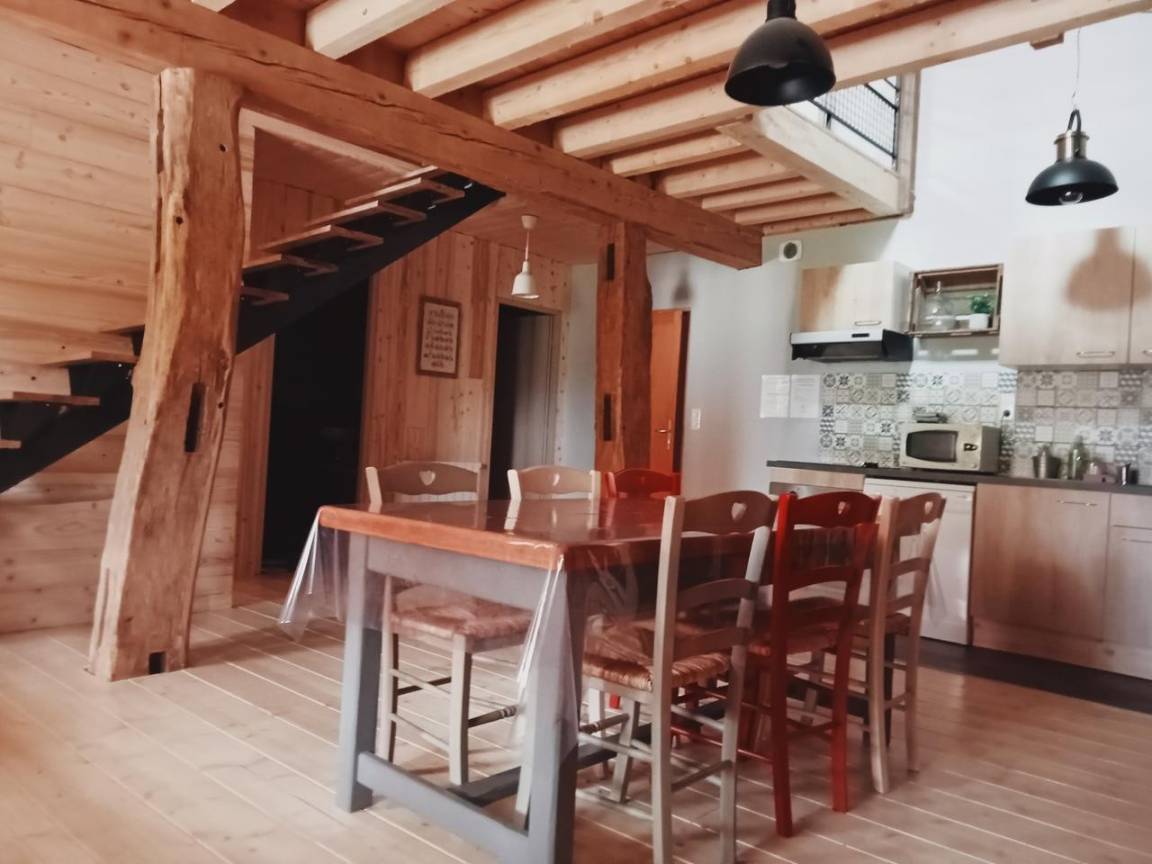80 M² Appartement ∙ 2 Chambres ∙ 6 Personnes - Champagnole