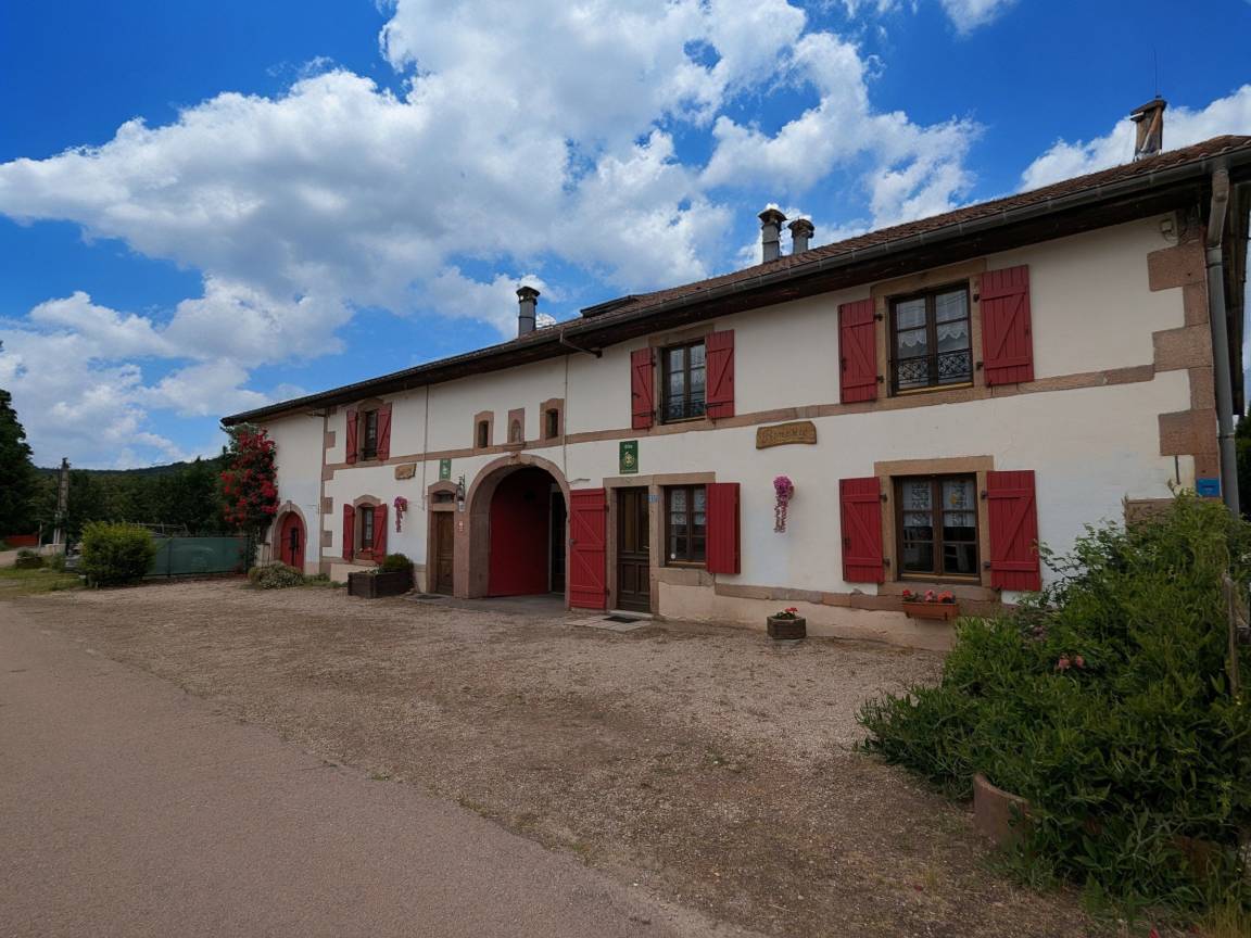 124 M² Cottage ∙ 4 Bedrooms ∙ 10 Guests - Alps