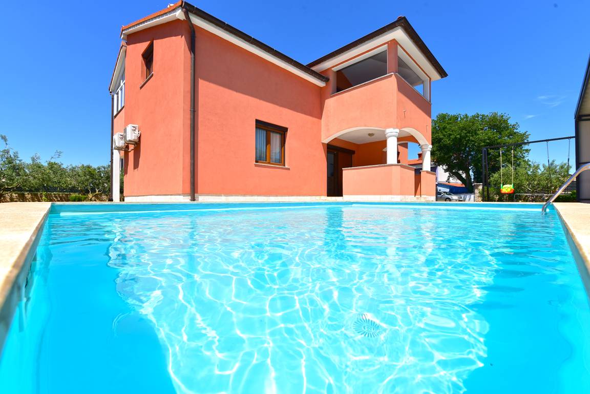 120 M² Apartment ∙ 3 Bedrooms ∙ 8 Guests - Medulin