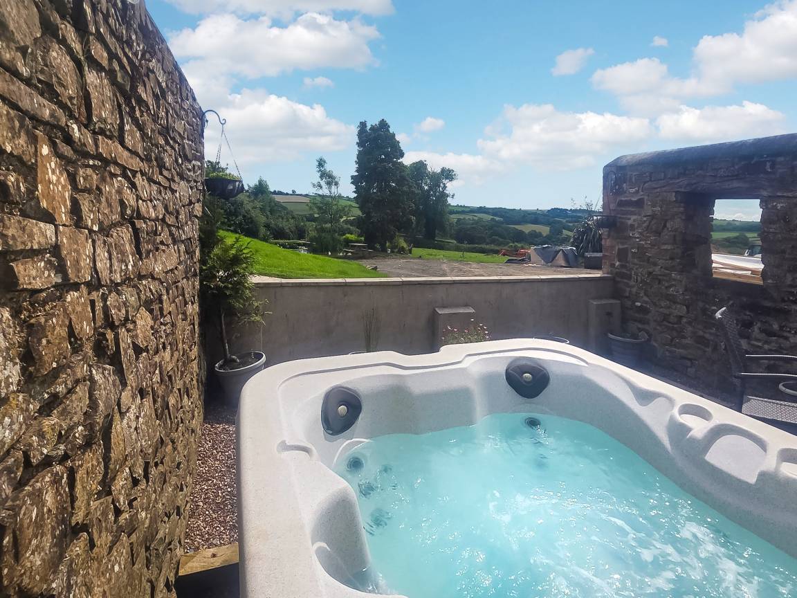 Cottage ∙ 2 Bedrooms ∙ 4 Guests - Barnstaple