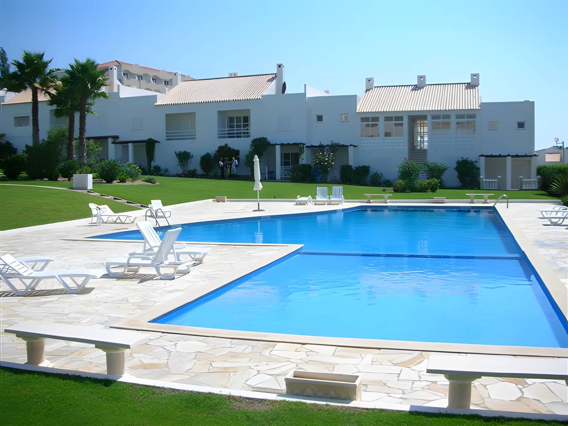 156 M² Huis ∙ 2 Slaapkamers ∙ 4 Gasten - Guia